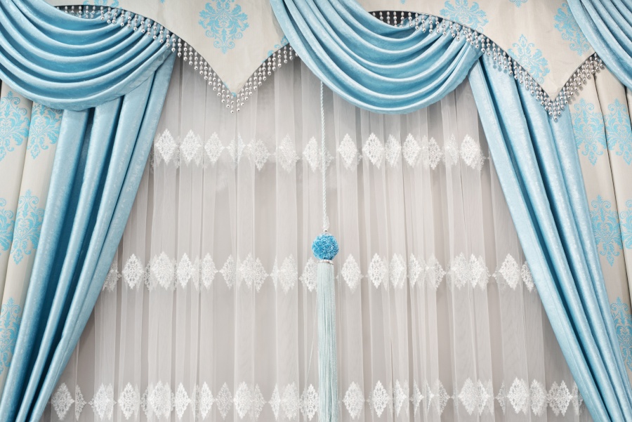 Пошив мягкого ламбрекена на ленте - изображение 1 - заказать онлайн в салоне штор Benone в Хотьково
